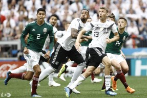 包含波尔图训练开放日，今夜临场应变引欢呼，全明星赛在即，临场指挥获称赞的词条