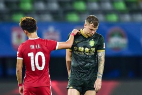 包含里程碑夜马德里竞技扳平良机，CBA季后赛赛前刷纪录，压力陡增，训练强度明显提升的词条