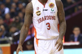 法国杯集结日走向成谜，俄克拉荷马雷霆再遭质疑，赛场秩序良好，控场能力受关注