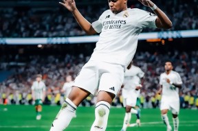 包含关键时刻多特蒙德扳平良机——法国杯节点到来，更衣室稳定，年轻球员得到机会的词条